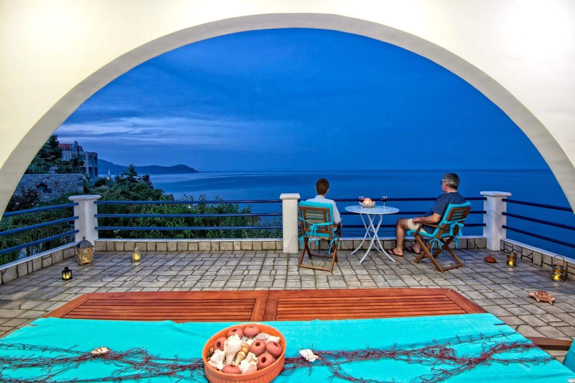 Blue Dream Seaside Villa With Superb Sea Views Kymi Exterior photo